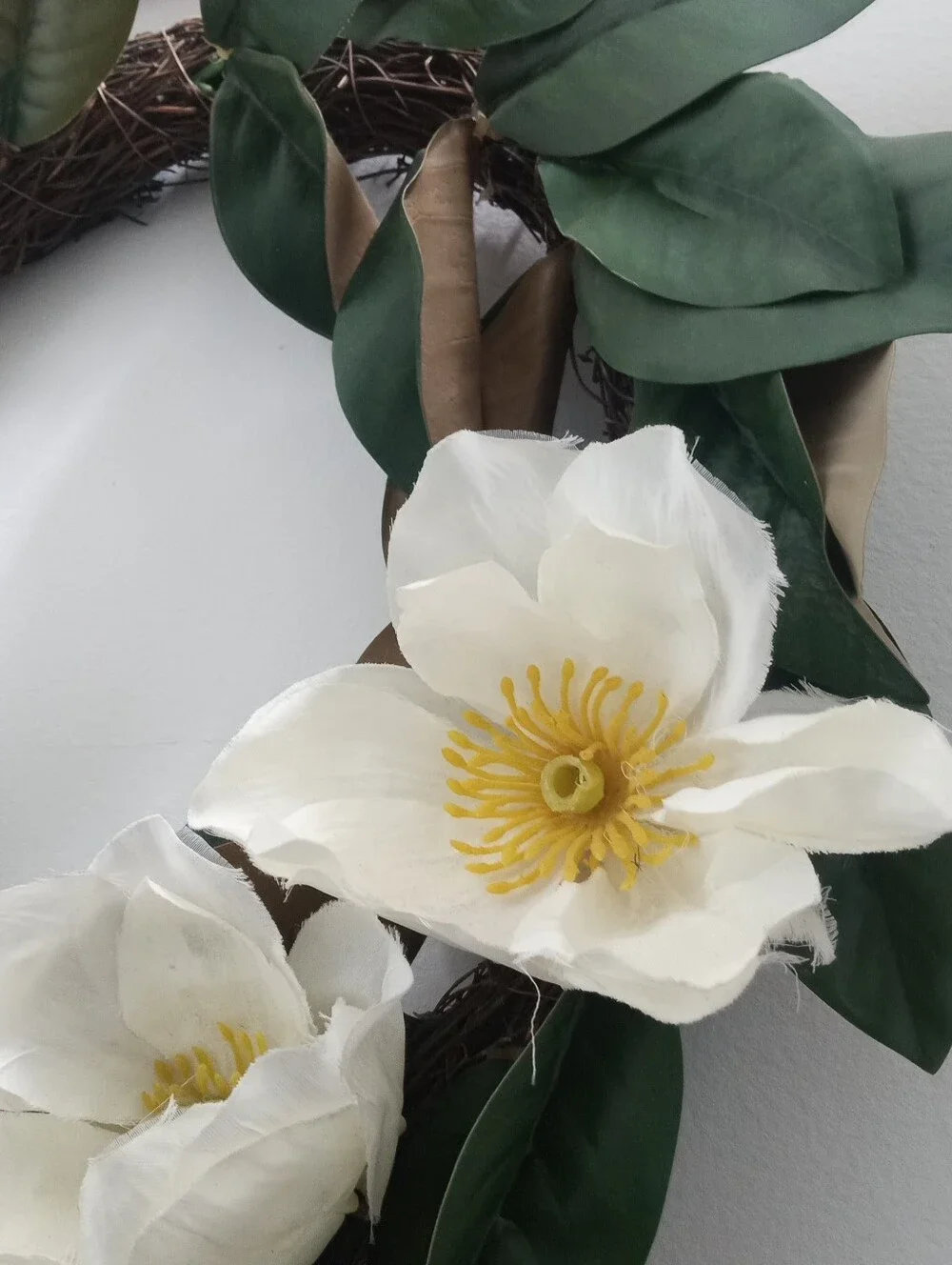 White Tulip Eucalyptus And Floral Wreath Bundle
